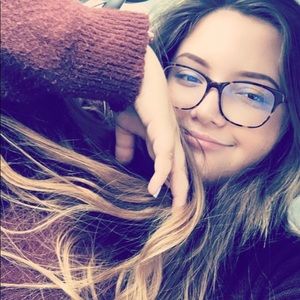 Meet your Posher, Ashlee